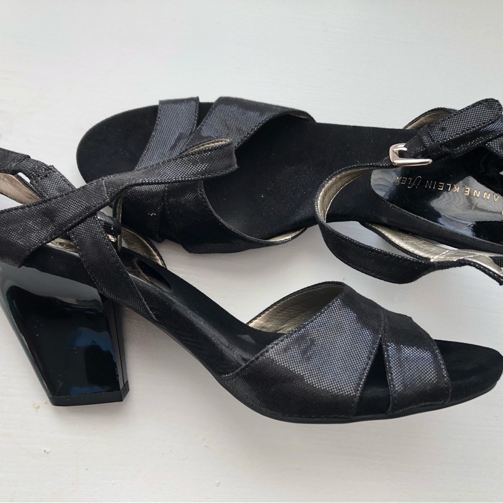 Anne Klein flex black heels